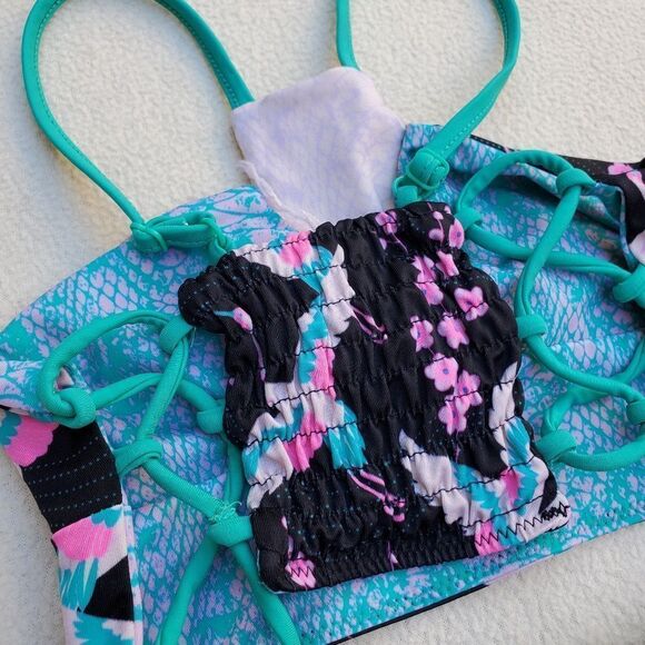 Bowie X James reversible bikini Size XS - Picture 8 of 13